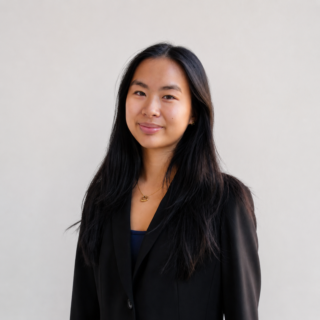 Helia Hung, Chief Policy Researcher